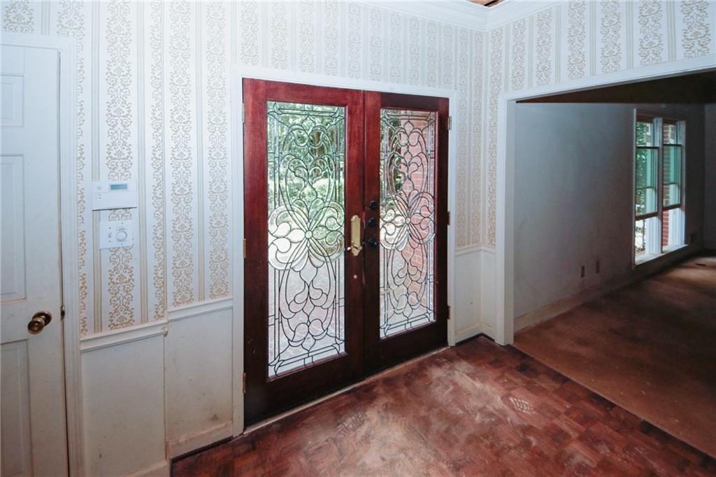 110 Vistacrest Way, Roswell, Georgia image 6