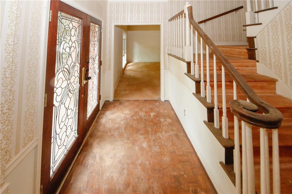 110 Vistacrest Way, Roswell, Georgia image 7