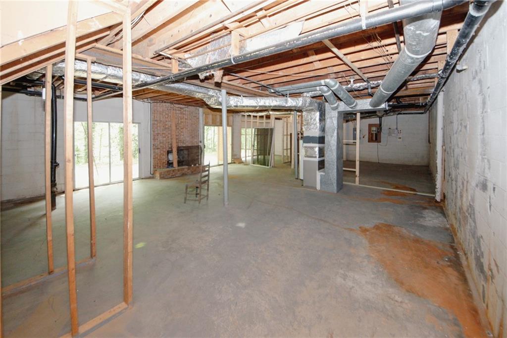 110 Vistacrest Way, Roswell, Georgia image 33