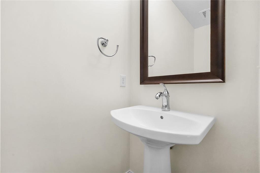 270 17th Street NW 3110