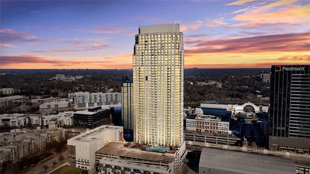 270 17th Street NW 3110