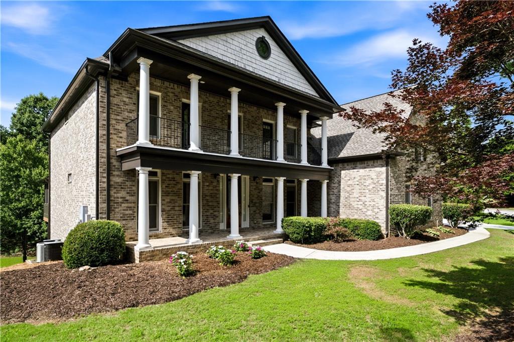 861 Woodleaf Park Drive
