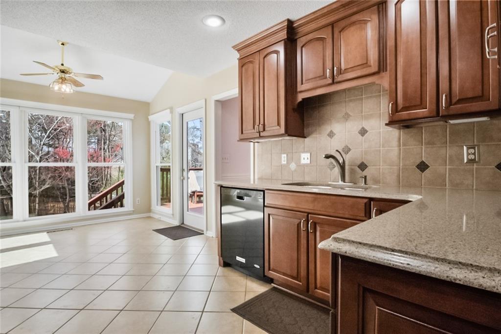 2157 Killian Way, Kennesaw, Georgia image 13