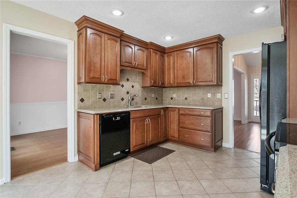 2157 Killian Way, Kennesaw, Georgia image 12