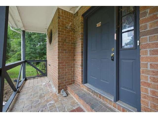310 River Oak Drive