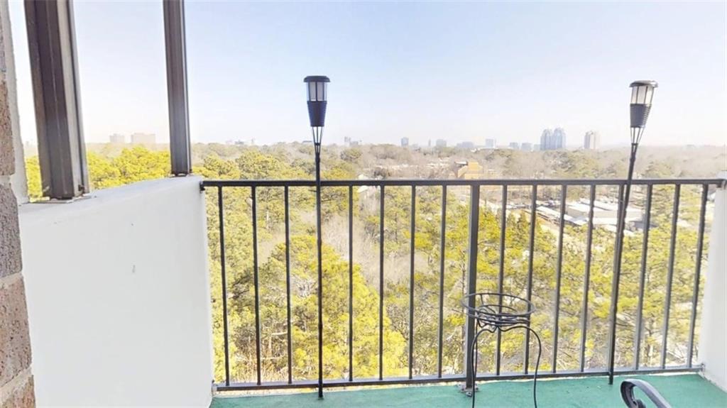 300 Johnson Ferry Road NE A1013