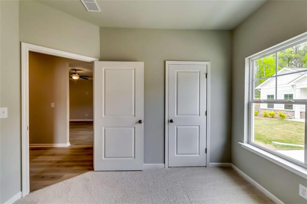 3855 Shelleydale Drive, Powder Springs, Georgia image 17