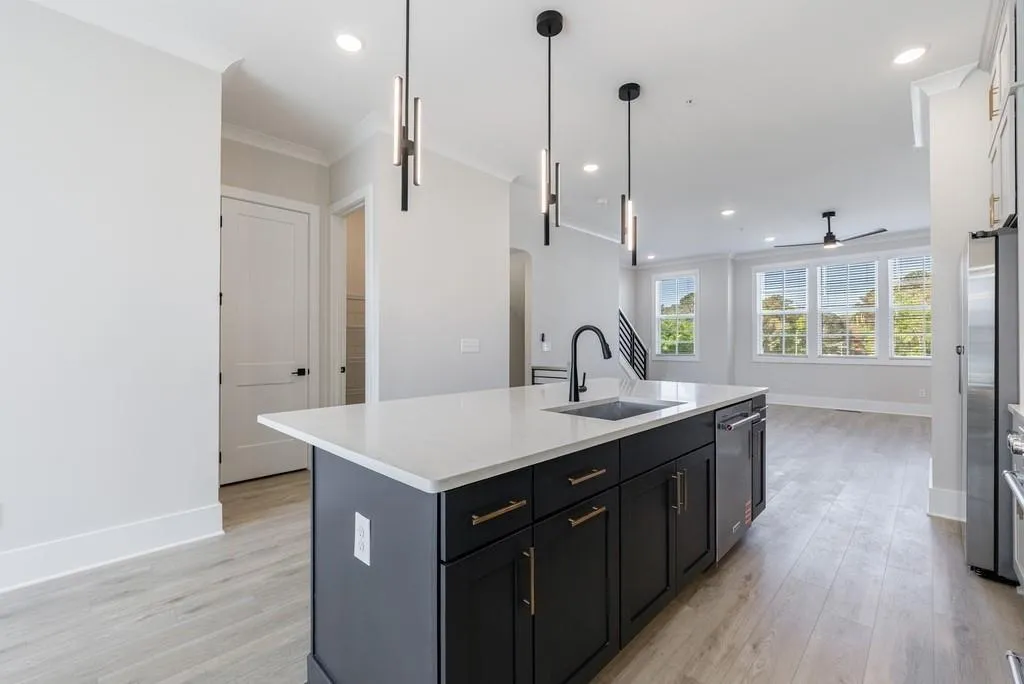 Alpharetta, Georgia 30009, United States, 4 Bedrooms Bedrooms, ,4 BathroomsBathrooms,Residential,Active,123627