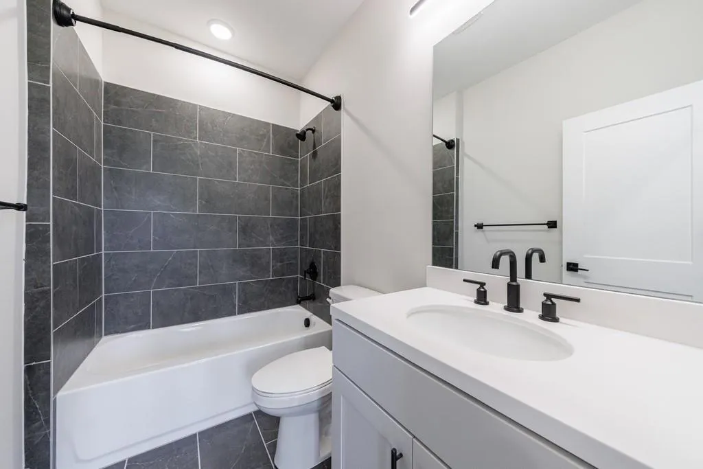 Alpharetta, Georgia 30009, United States, 4 Bedrooms Bedrooms, ,4 BathroomsBathrooms,Residential,Active,123627