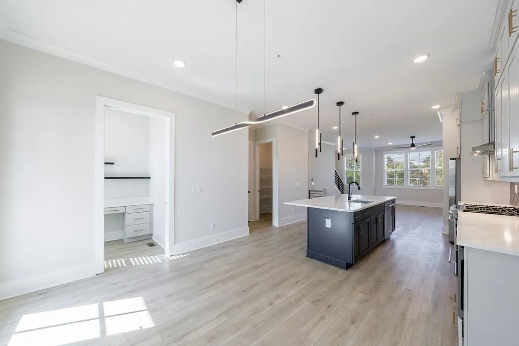 Alpharetta, Georgia 30009, United States, 4 Bedrooms Bedrooms, ,4 BathroomsBathrooms,Residential,Active,123627