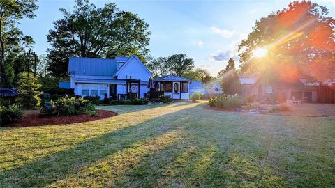 A home in Maysville