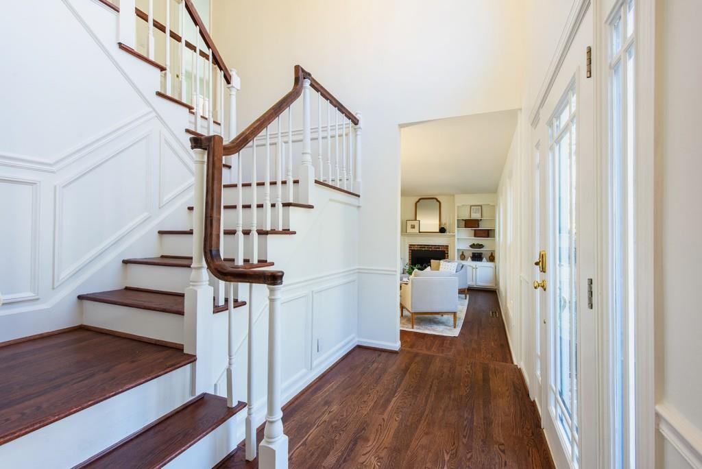 3850 Cedar Cliff