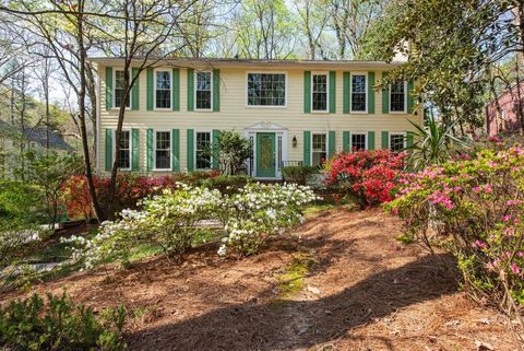 Homes For Sale - 3850 Cedar Cliff<br/> Smyrna, GA 30080