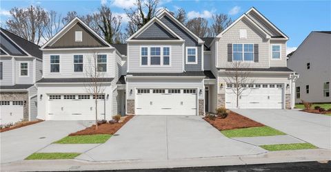 Townhouse For Sale - 54 Trace Bluff<br/> Dawsonville, GA 30534