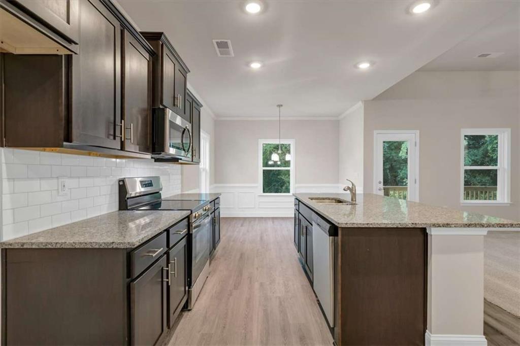 216 Rhett Drive
