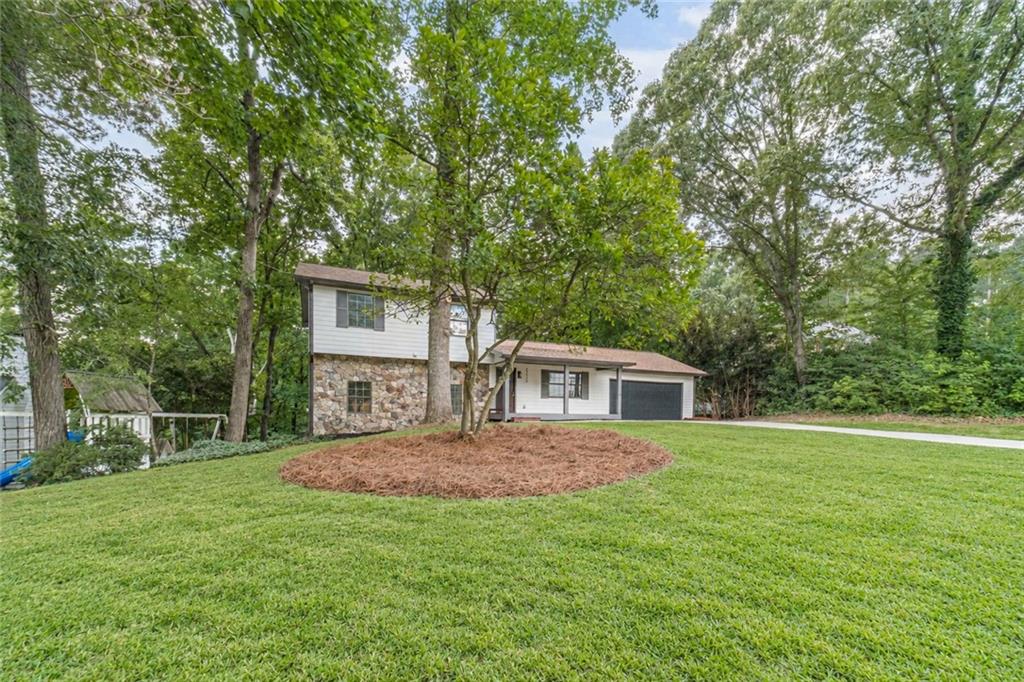 2273 Ivy Crest Drive