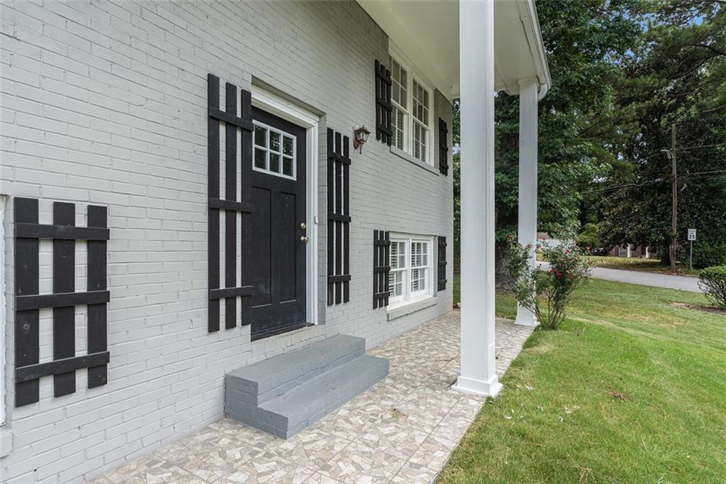 2946 CARRIAGE Lane
