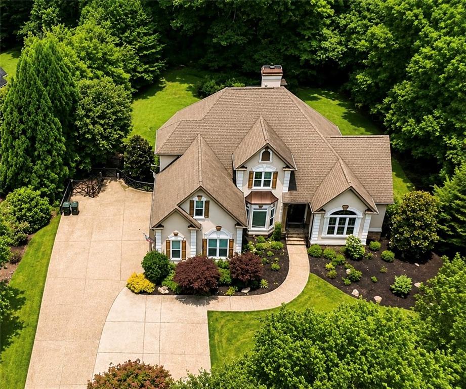915 Champions Fairway Drive