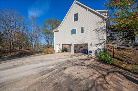 A home in Dahlonega