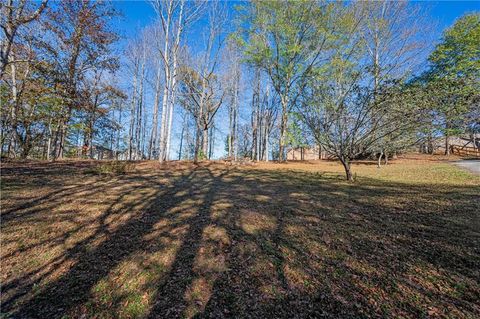 A home in Dahlonega