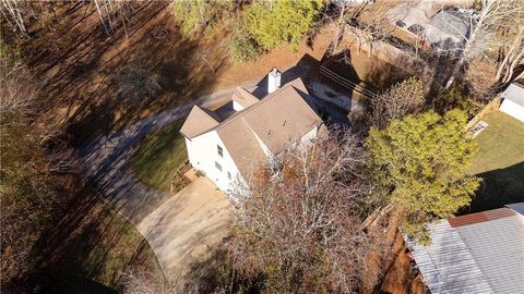 A home in Dahlonega