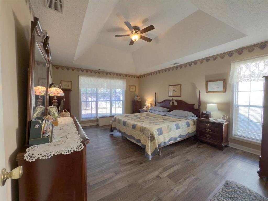 690 Winding River Drive, Lawrenceville, Georgia image 14