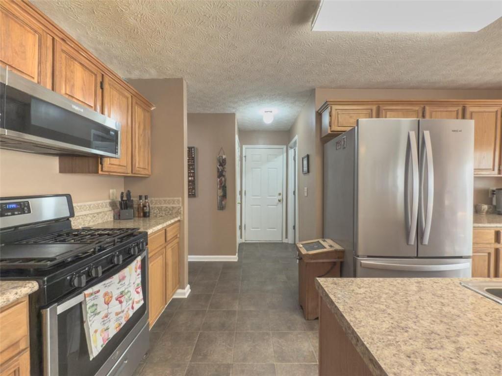 690 Winding River Drive, Lawrenceville, Georgia image 10
