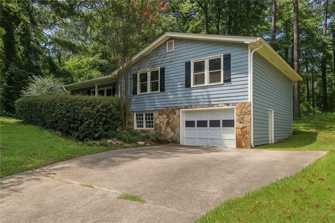 Photo of 405 Doris Drive, Woodstock, GA 30188 (MLS # 7621350)