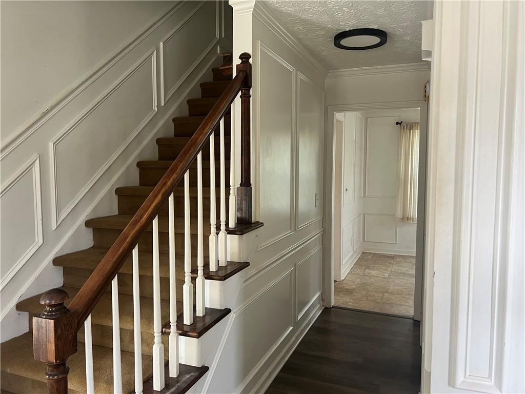 1725 Spindle Top Court SW