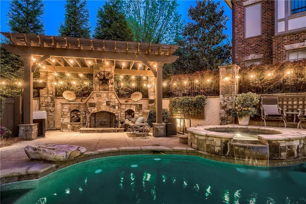 Heyward Square - Residential