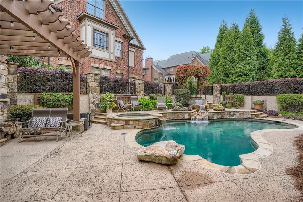 Heyward Square - Residential