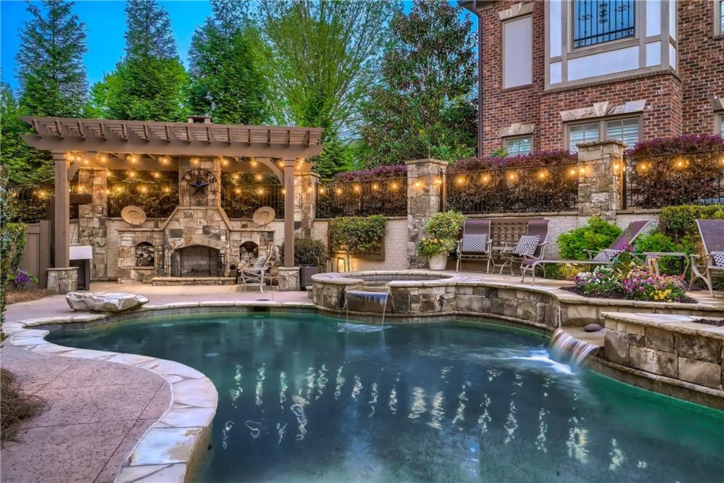 Heyward Square - Residential