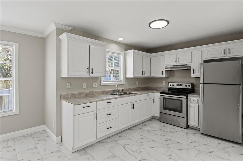 1088 Hubbard Street, Atlanta, Georgia image 7
