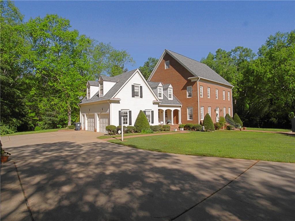 1811 Murdock Road