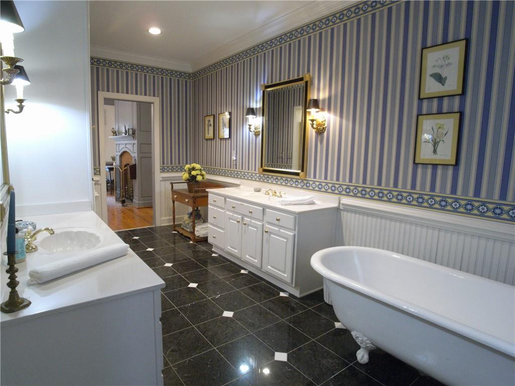 1811 Murdock Road, Marietta, Georgia image 7
