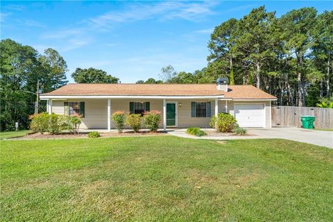 Photo of 1141 Holly Hills Drive SW, Lilburn, GA 30047 (MLS # 7658531)