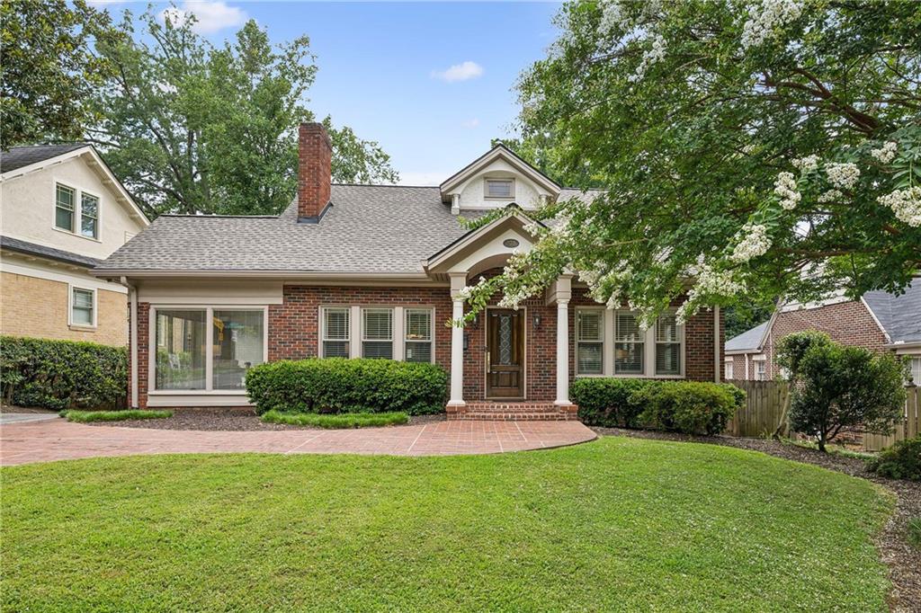 833 E Morningside Drive NE