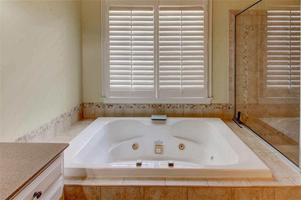 7520 Ledgewood Way, Suwanee, Georgia image 38