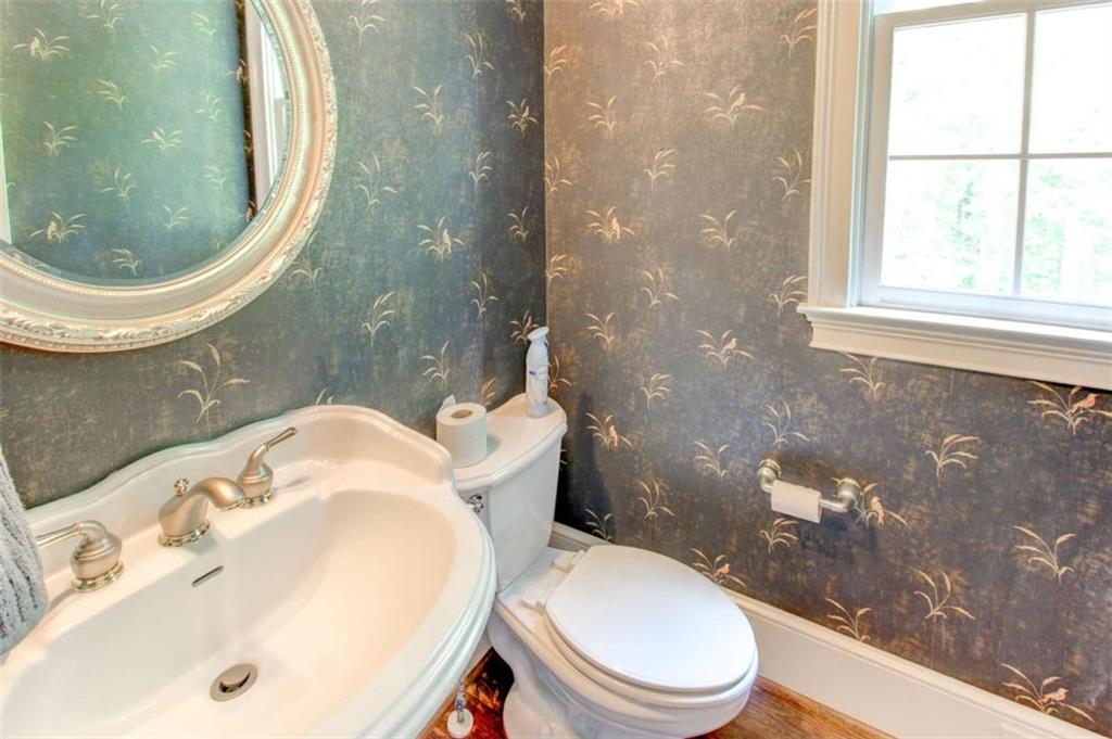 7520 Ledgewood Way, Suwanee, Georgia image 41