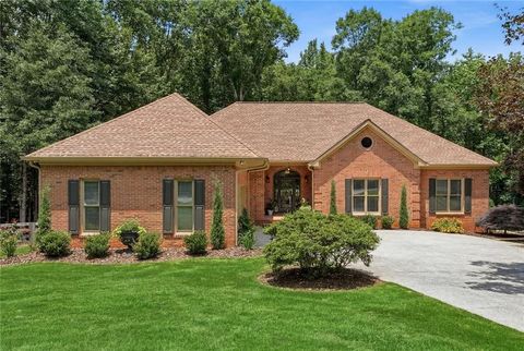 Homes For Sale - 6530 Calamar Drive<br/> Cumming, GA 30040