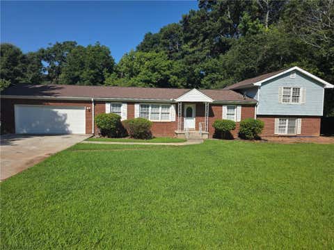 Homes For Rent - 1579 Rockbridge Road<br/> Stone Mountain, GA 30087