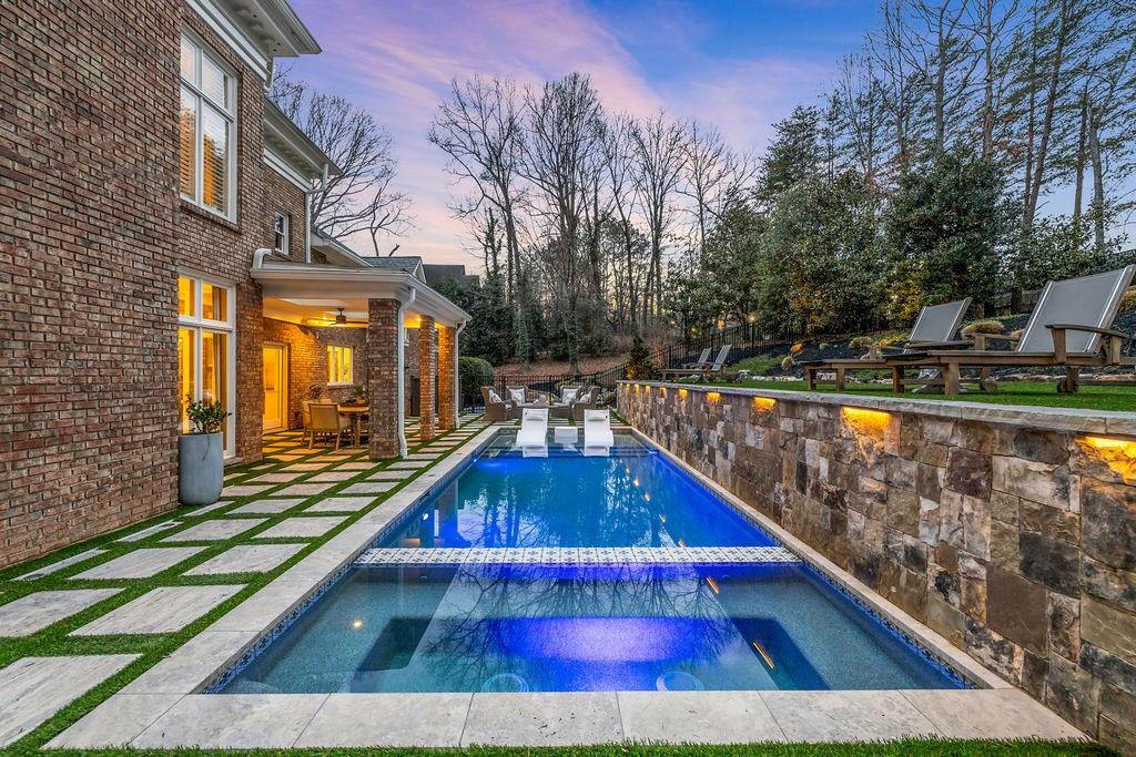 1450 Northwold Drive