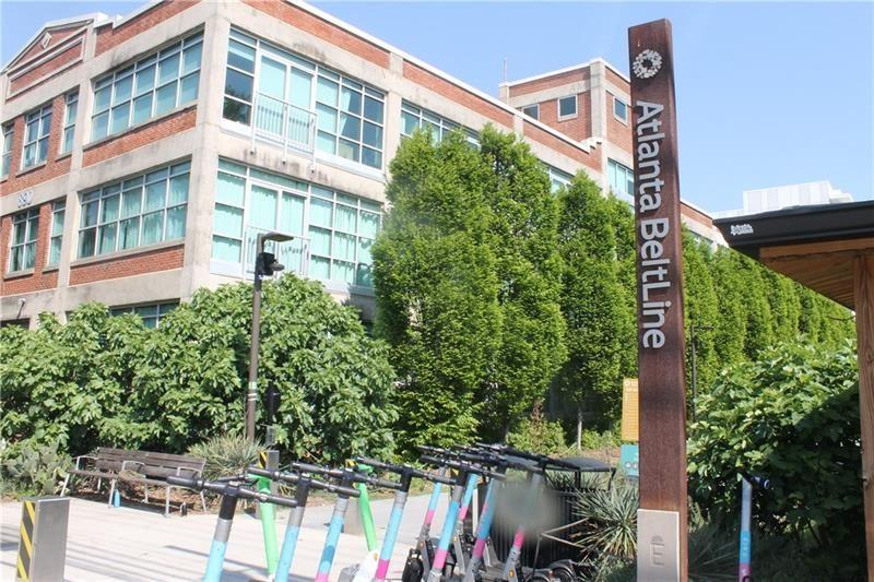 890 Memorial Drive SE 102