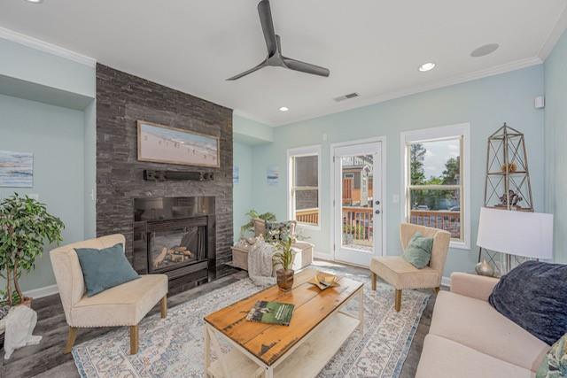 1215 Lavista Circle