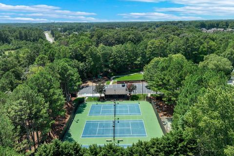 A home in Dacula