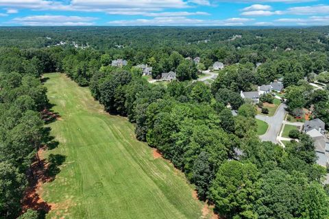 A home in Dacula