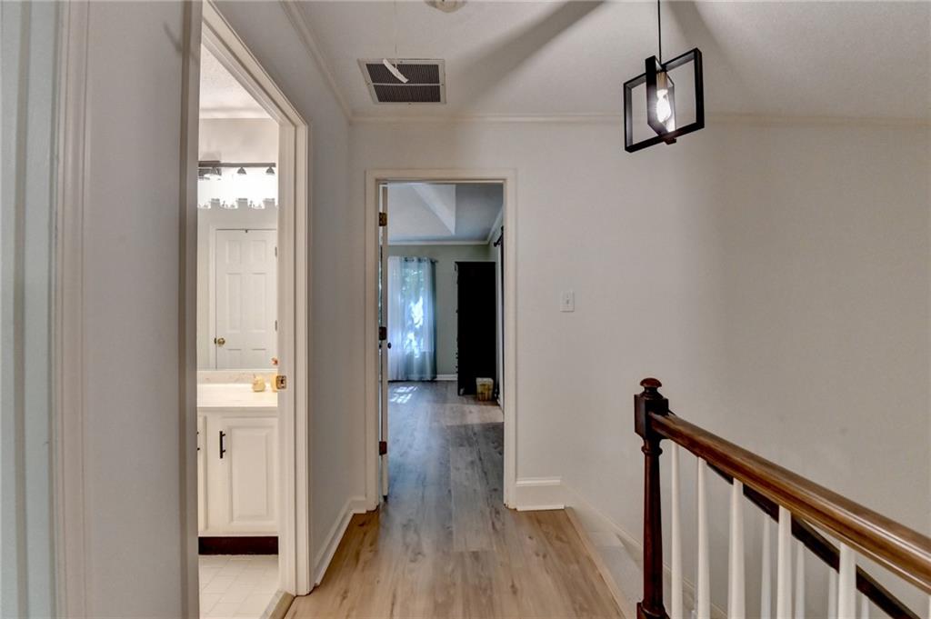 248 Riverview Trail, Roswell, Georgia image 21