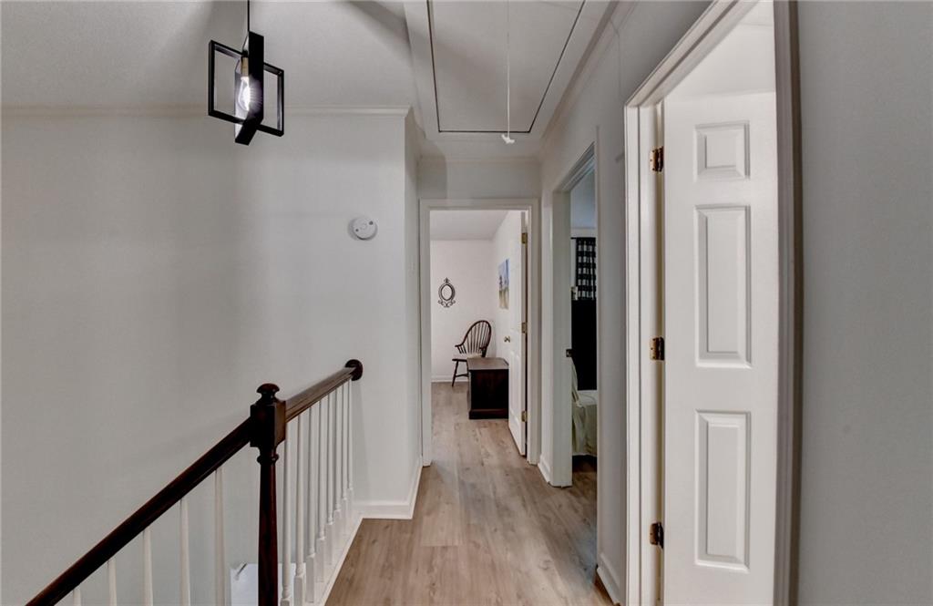 248 Riverview Trail, Roswell, Georgia image 17