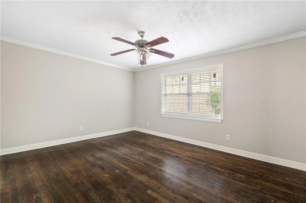 Atlanta, Georgia 30305, United States, 1 Bedroom Bedrooms, ,1 BathroomBathrooms,Residential,Active,185743