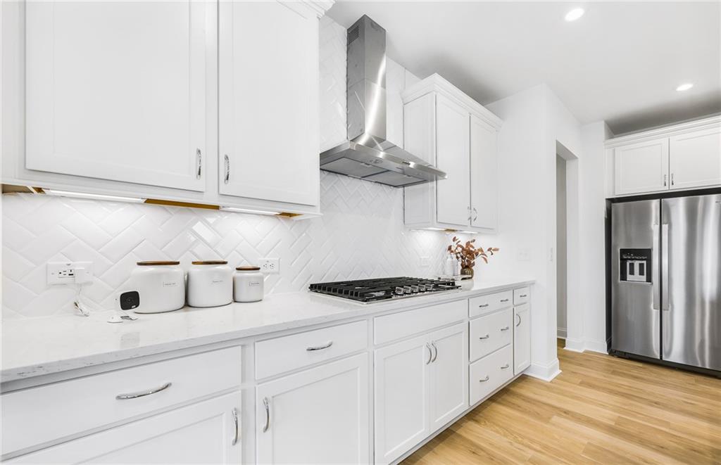 2102 Cayman Court